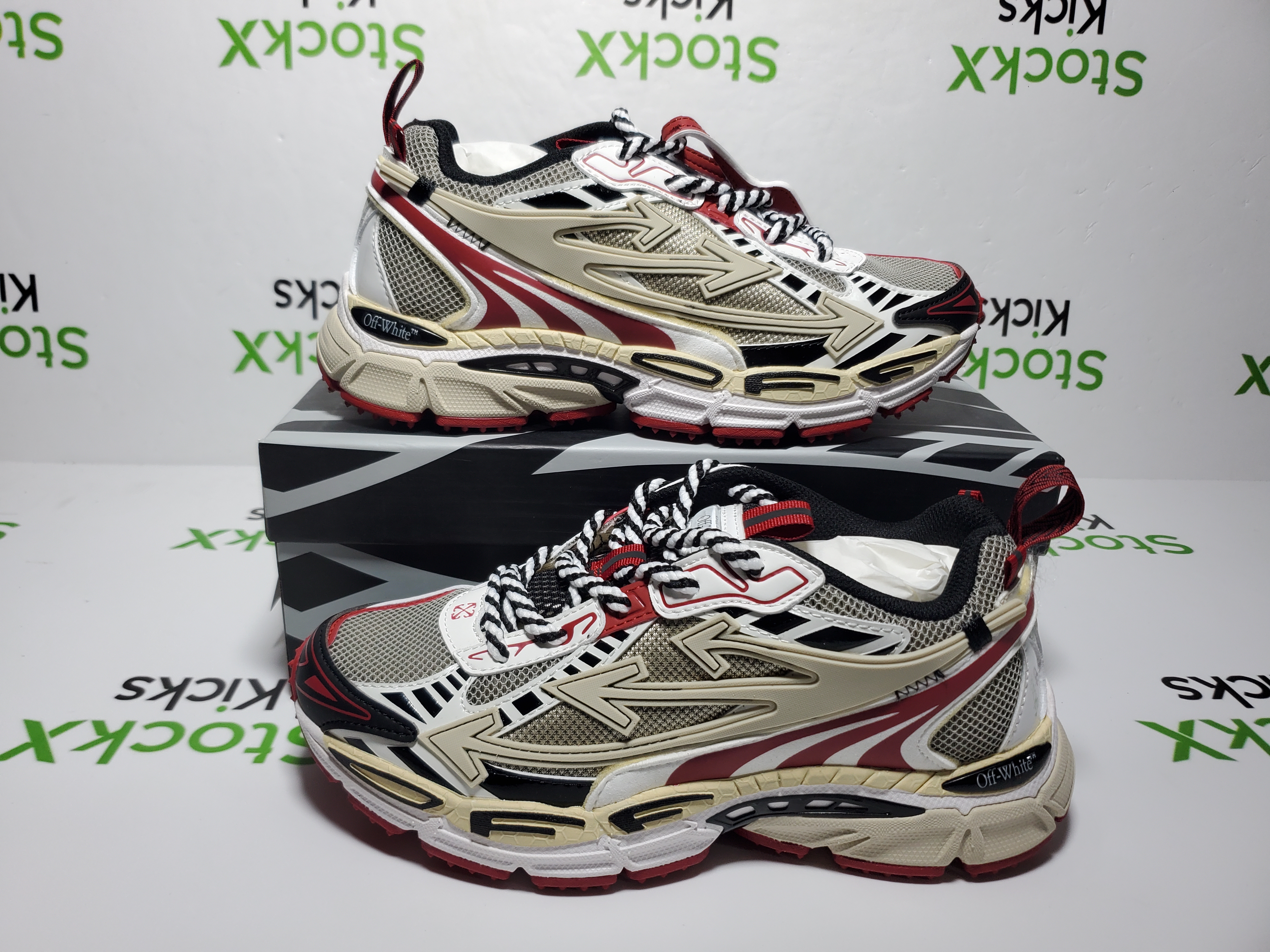 Off White Be Right Back Sneakers Khaki Red OMIA295C99 FAB000 0032 review Stockxkicksvip 01