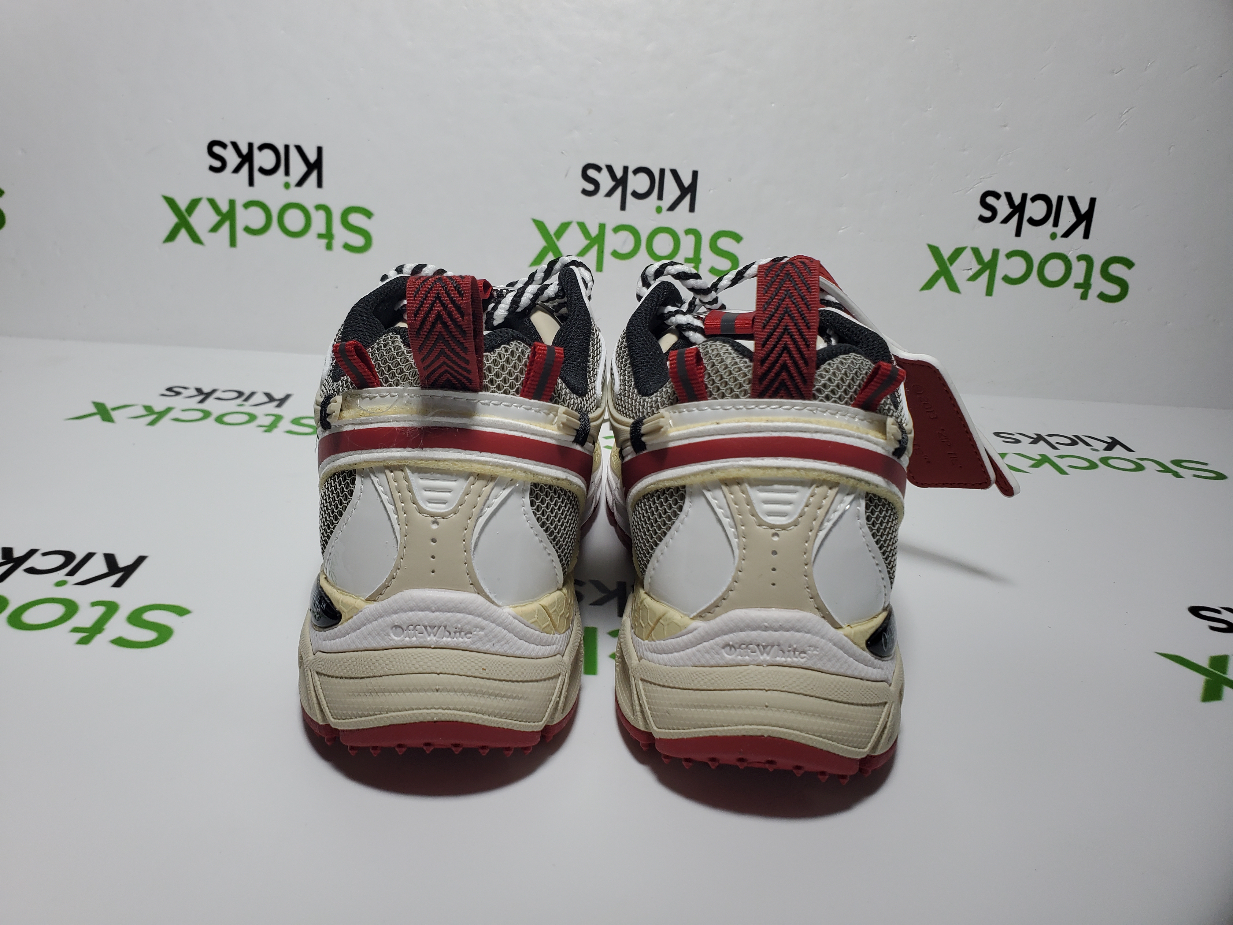 Off White Be Right Back Sneakers Khaki Red OMIA295C99 FAB000 0032 review Stockxkicksvip 03