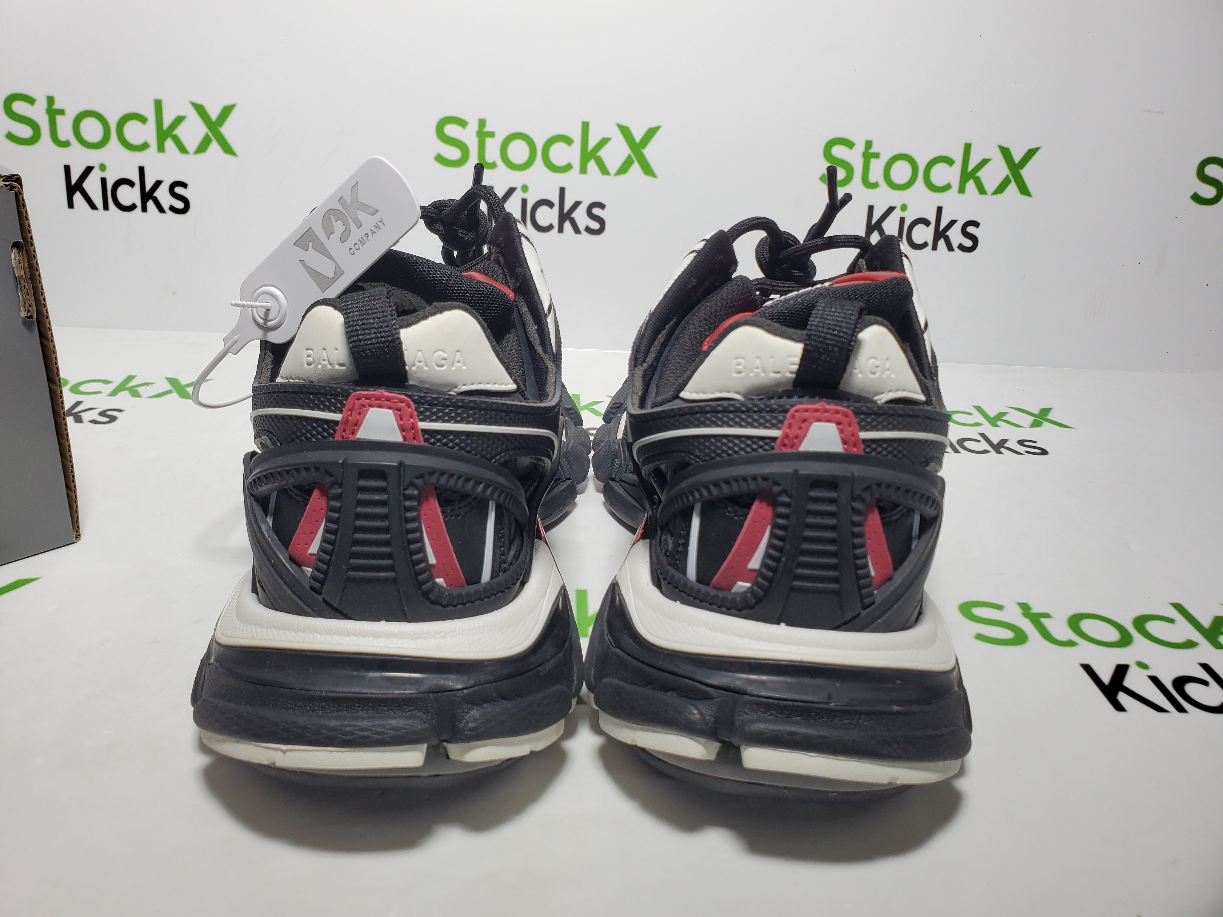 Balenciaga Track 2 Sneaker Military Black White Red 568614 W2GN3 6000 review Stockxkicksvip 03