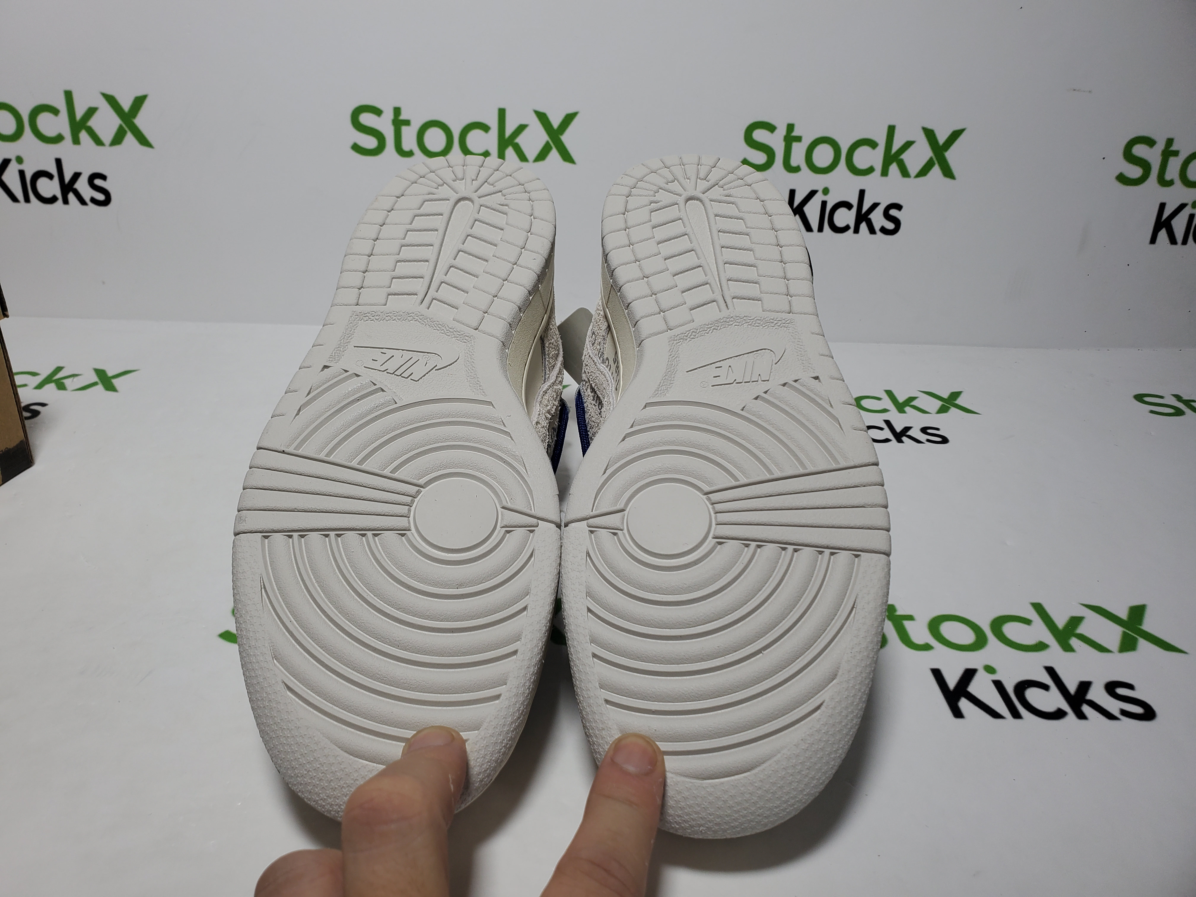 PK God Batch SB Dunk  Low Off-White Lot 32 DJ0950-104 review StockxKicks 05