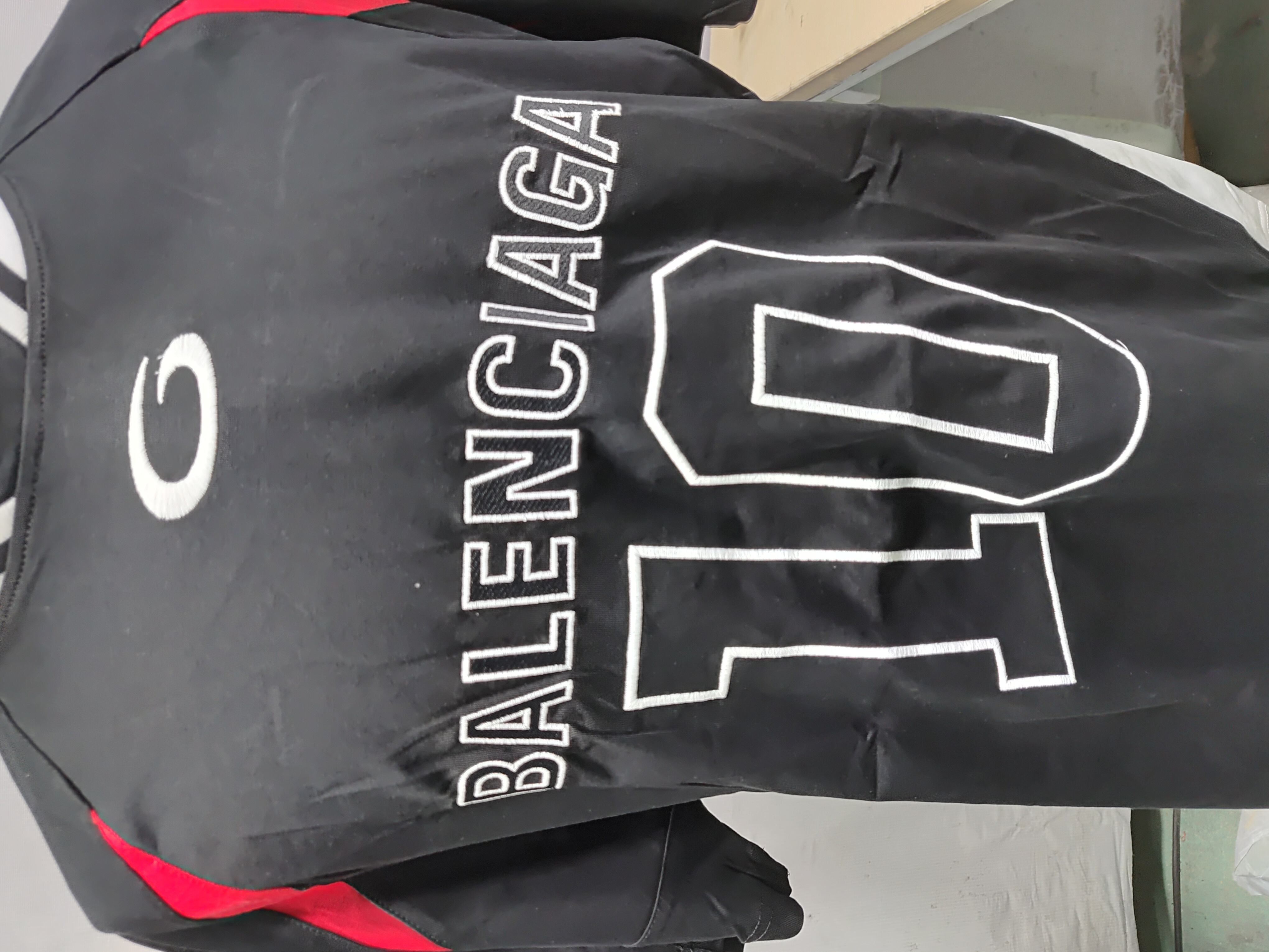 Balenciaga NBA collaboration oversized color-blocked short-sleeved T-shirt review StockxKicks 03