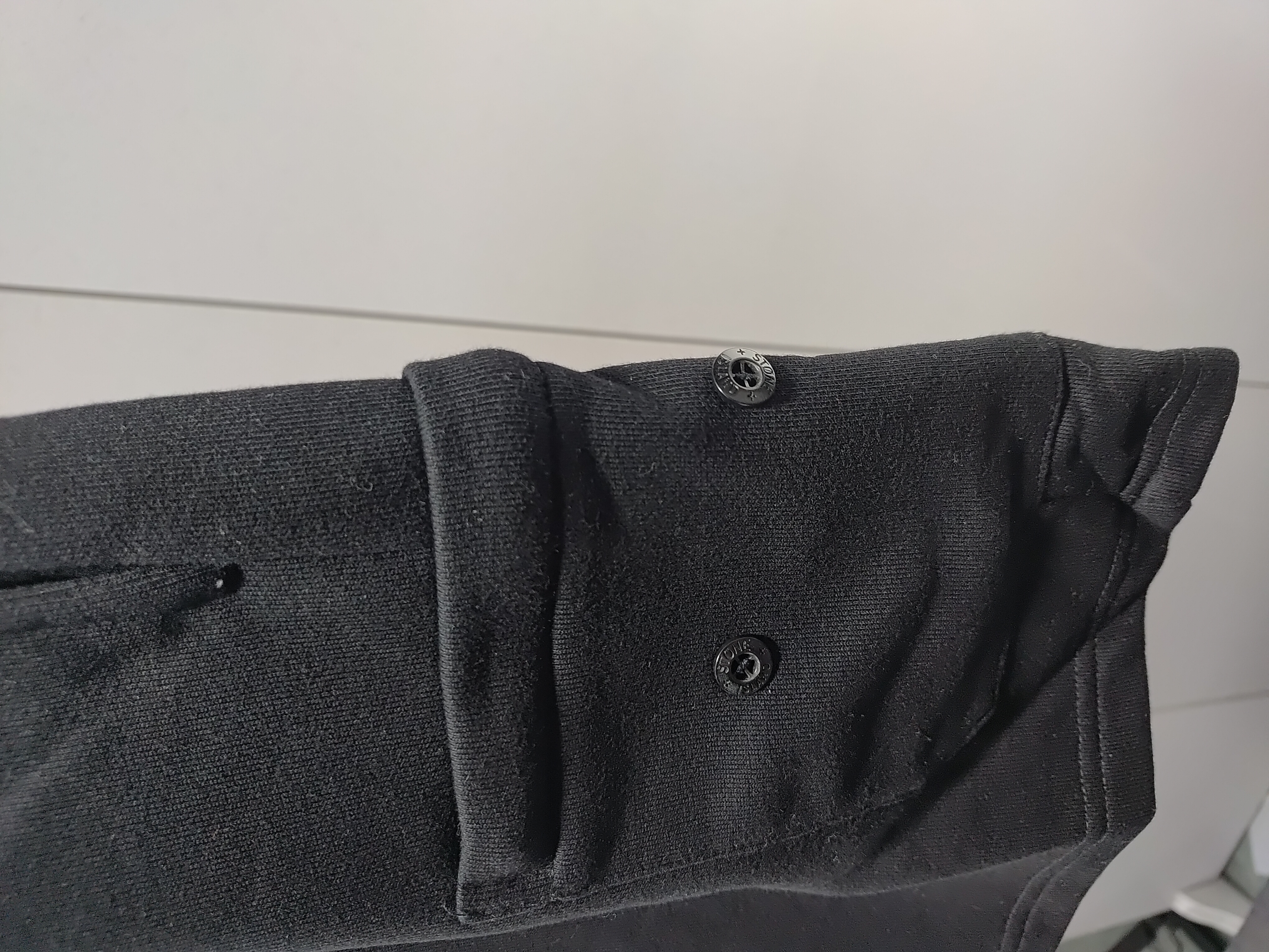 Stone Island Shorts Black H170 review StockxKicks 02