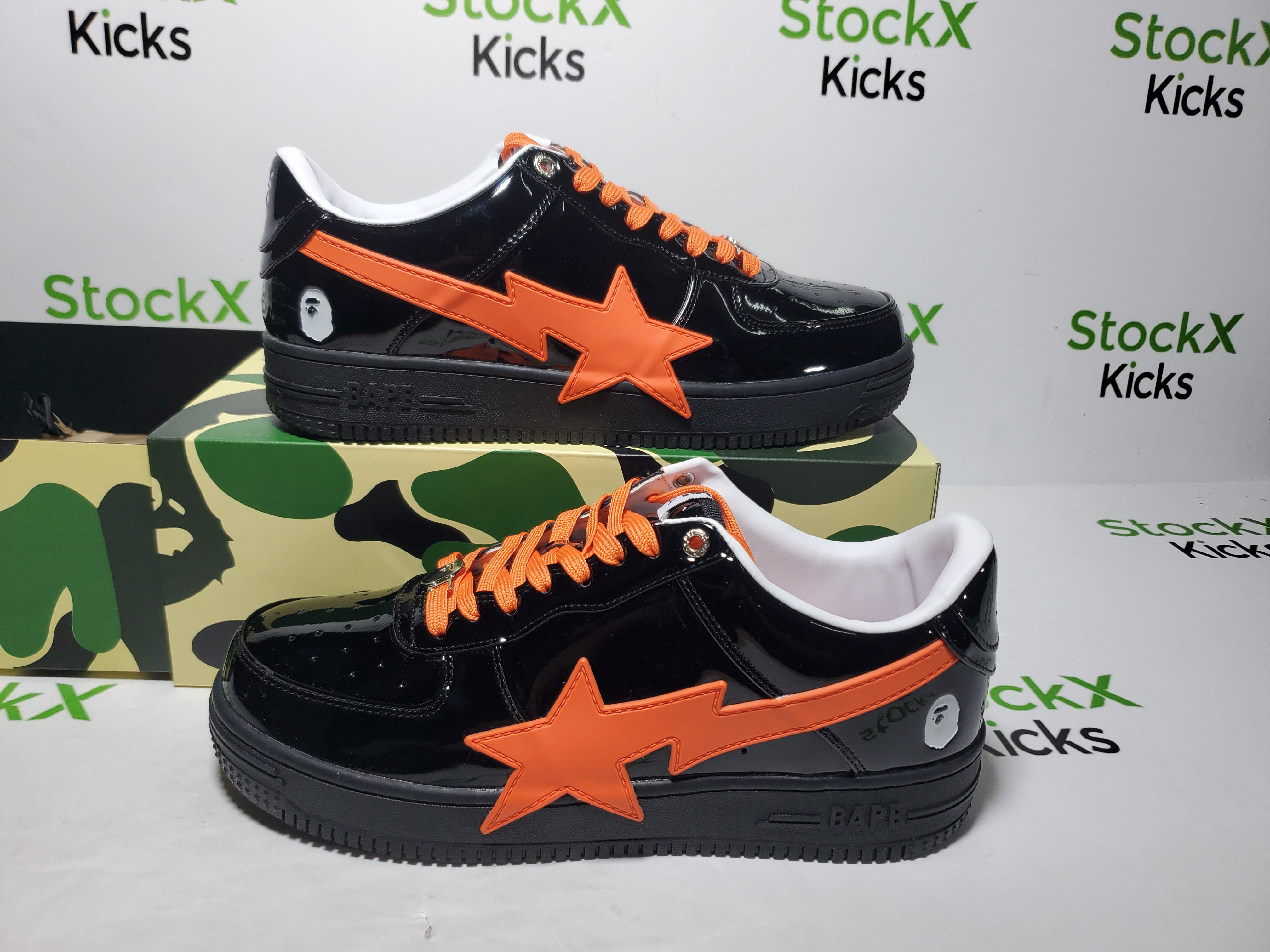 A BATHING APE Black Tangerine Red Big Star OZX8HMX 91315M review StockxKicks 01