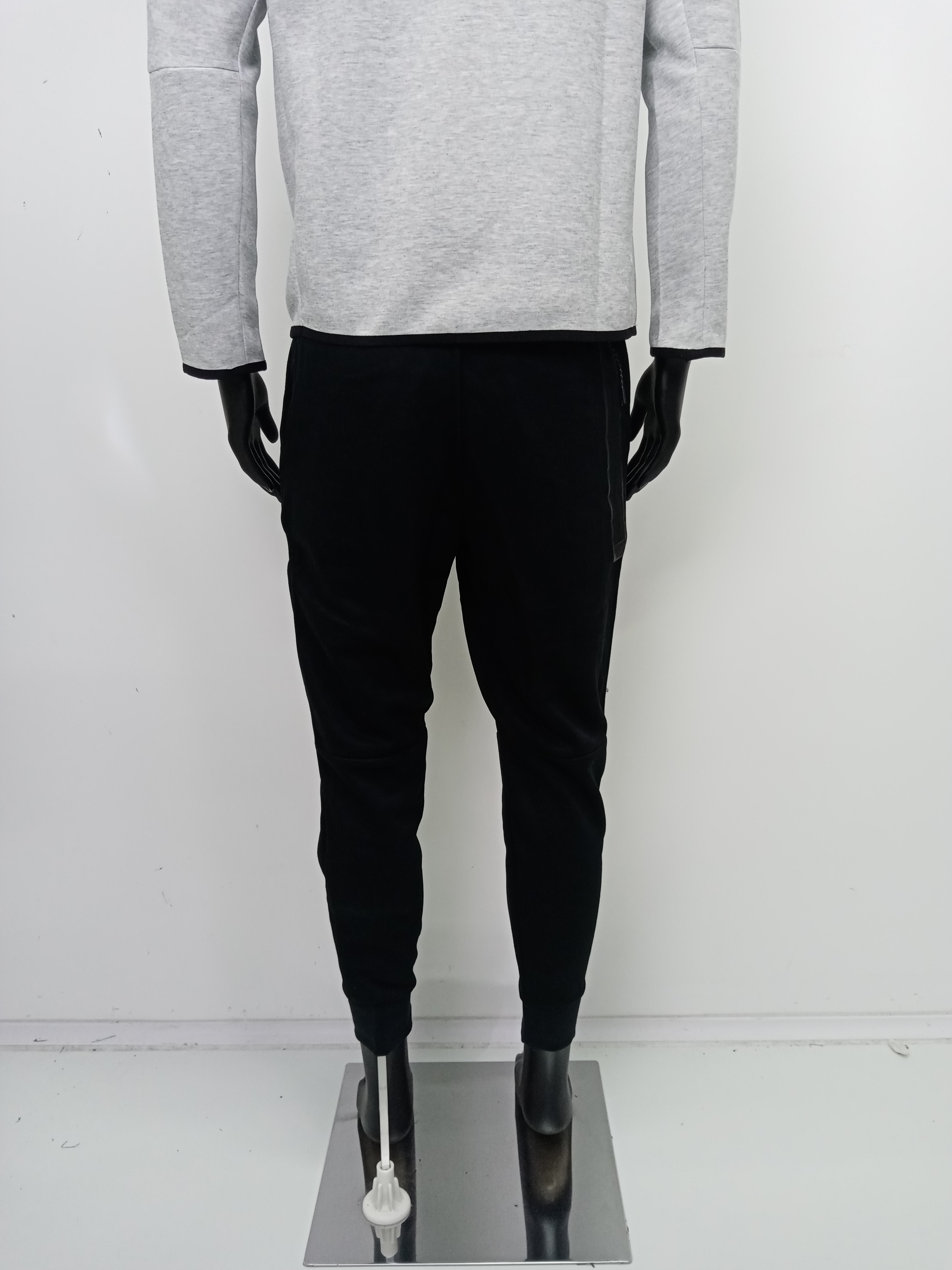 Nike Sportswear Tech Fleece Full Zip Hoodie & Joggers Set Grey And Black review stockxkicks 02