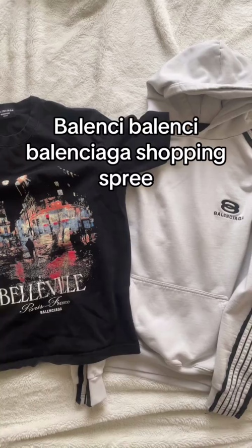 Balenciaga 25FW Paneled Web Hoodie reviewed by
