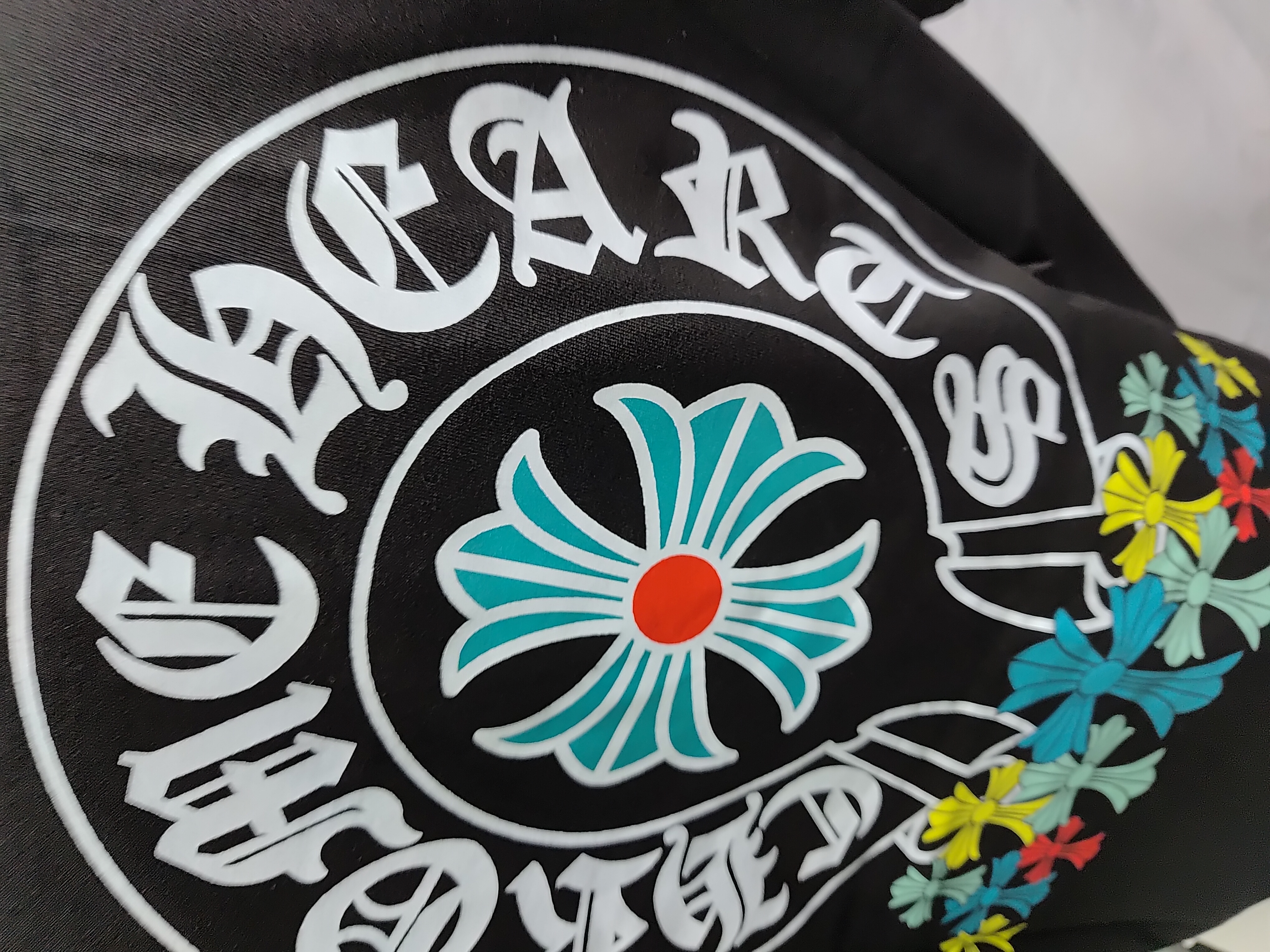 Chrome Hearts Colorful Crosses Horseshoe T-Shirt Black/White 2224 review StockxKicks 03