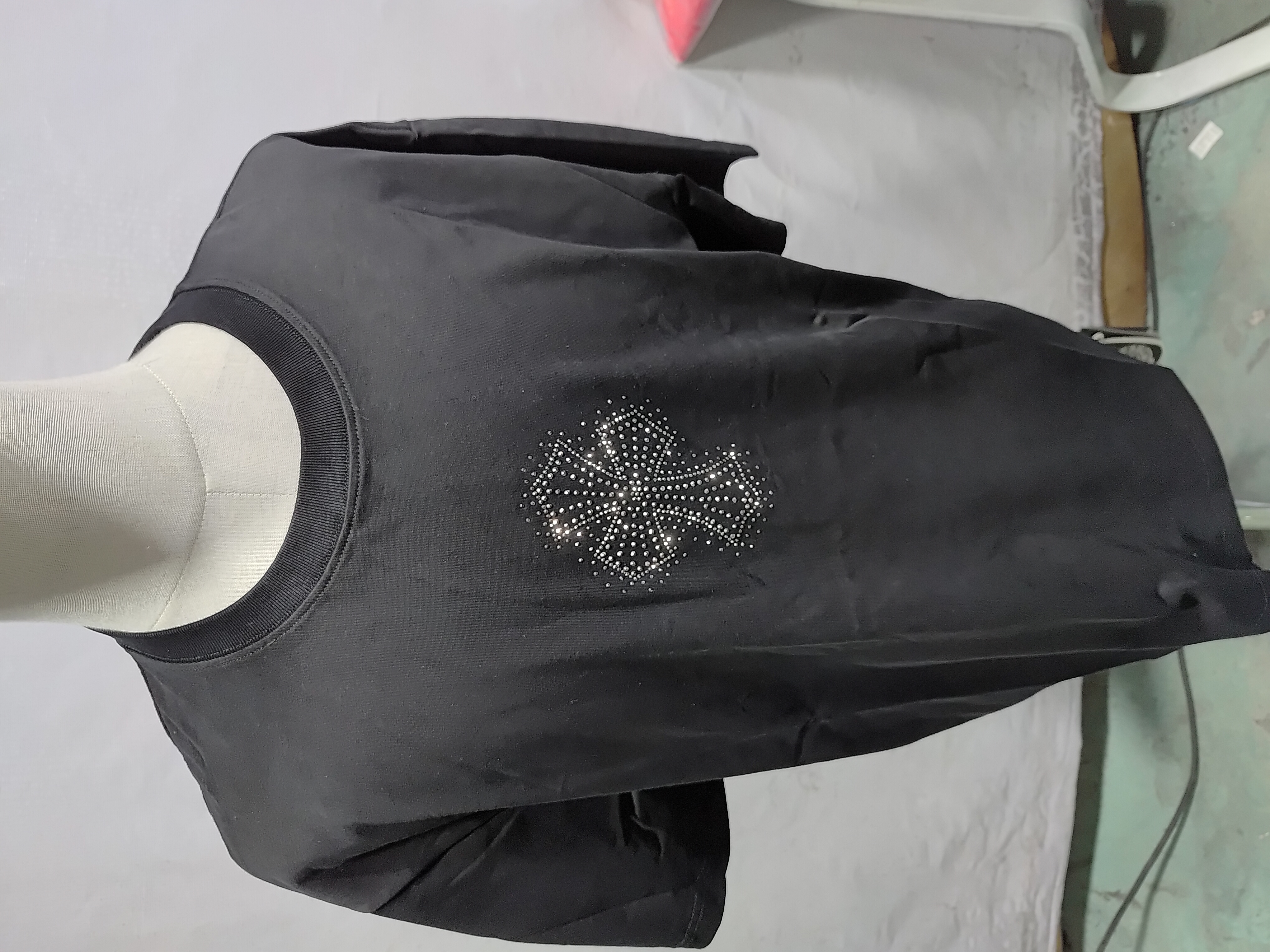 Chrome Hearts Rhinestone cross T-shirt review StockxKicks 01