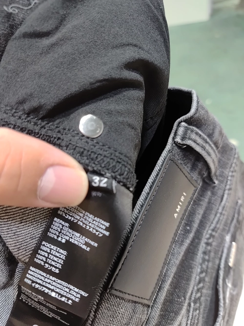 Amiri Jeans SK 8836 reviewed by