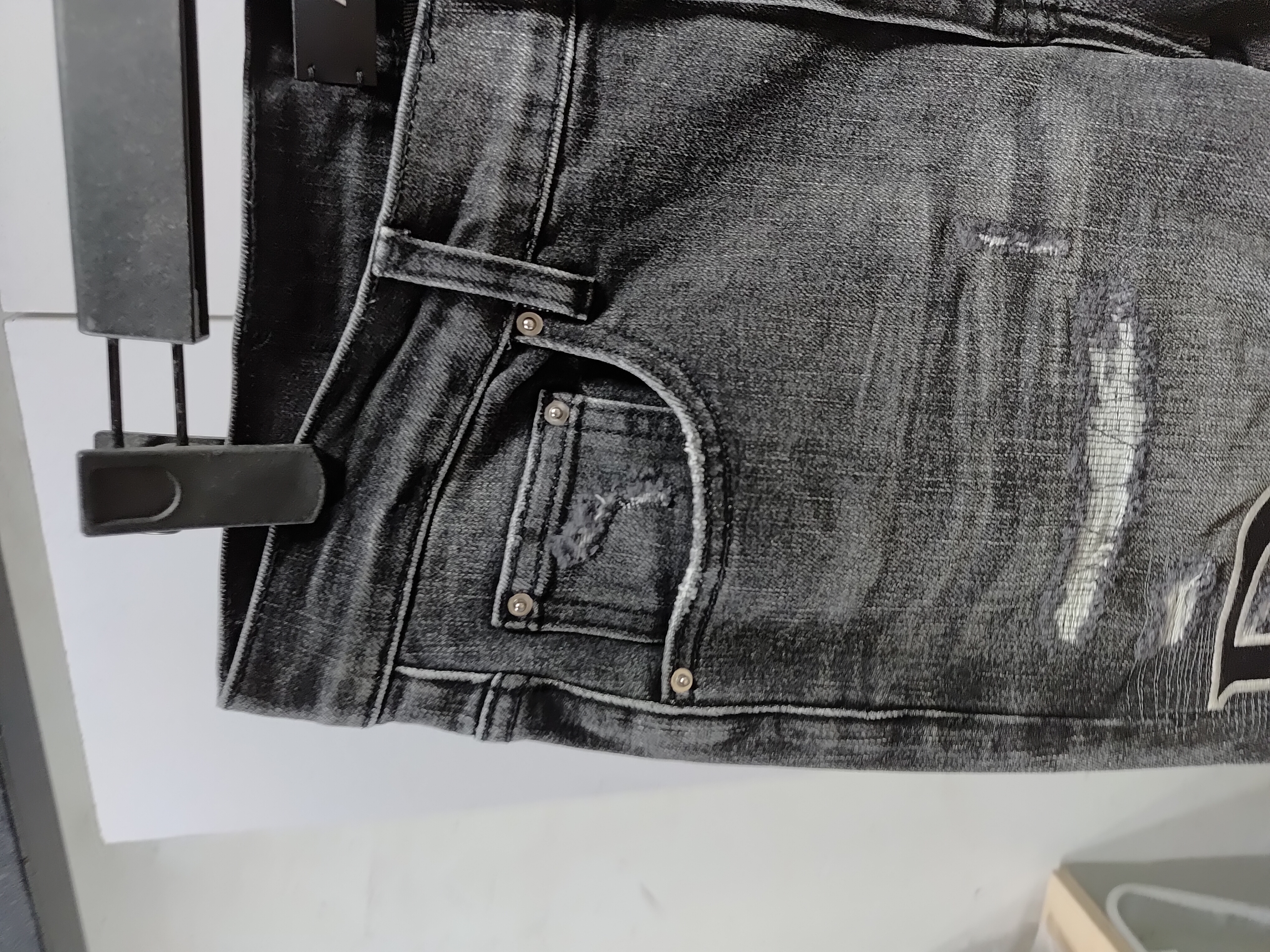 Amiri Jeans SK 8836 review StockxKicks 04