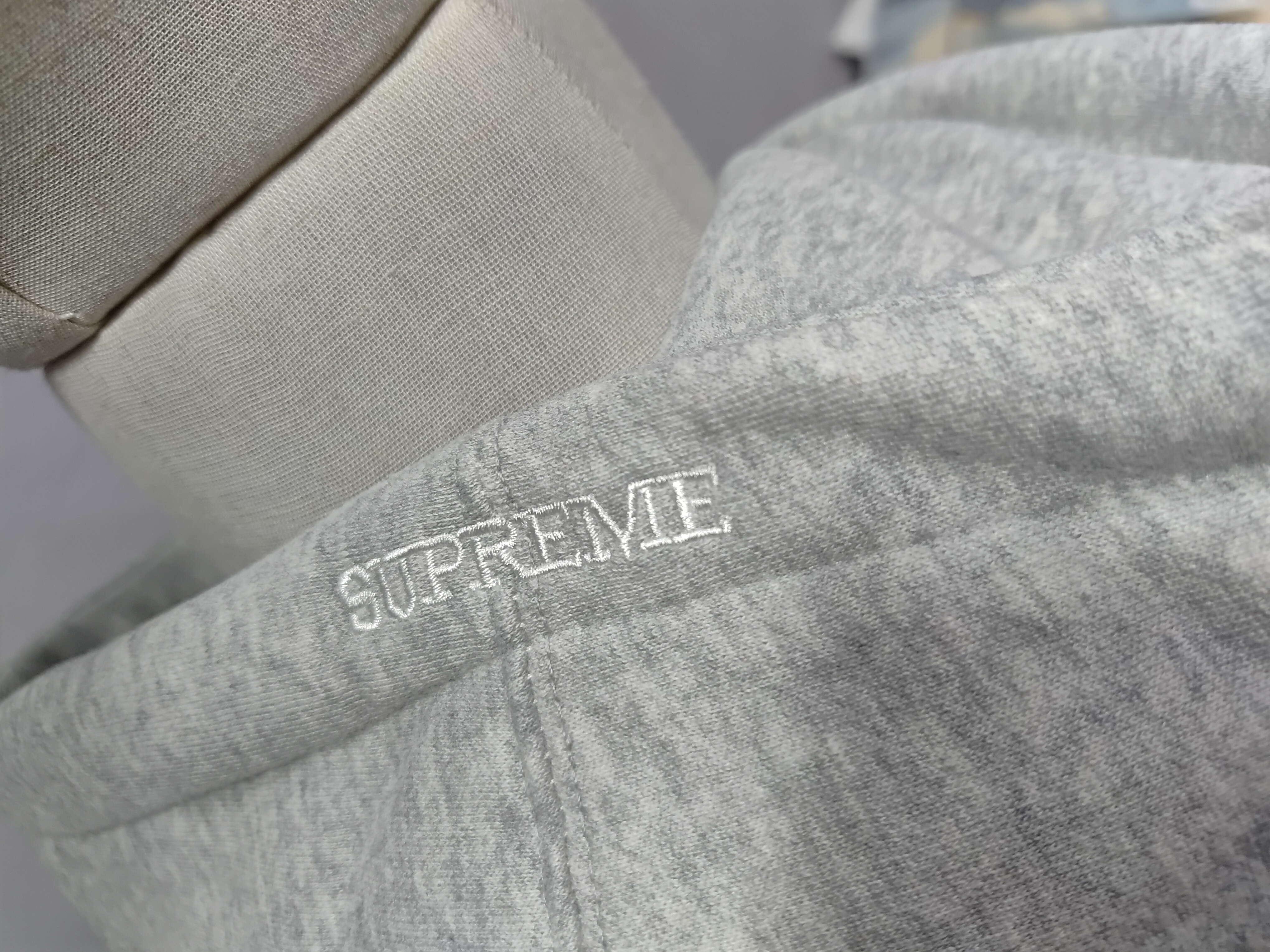 Supreme Big Logo Zip Up Hooded Sweatshirt Ash Grey review StockxKicks 03