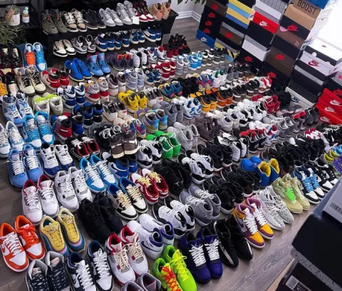 IN 2022 THERE'S NO REASON TO BE MAD AT FAKE SHOES