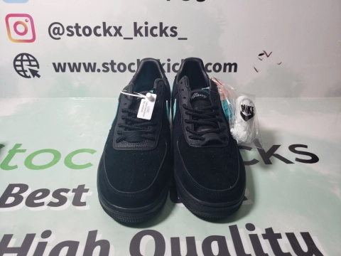 Nike Air Force 1 Low 