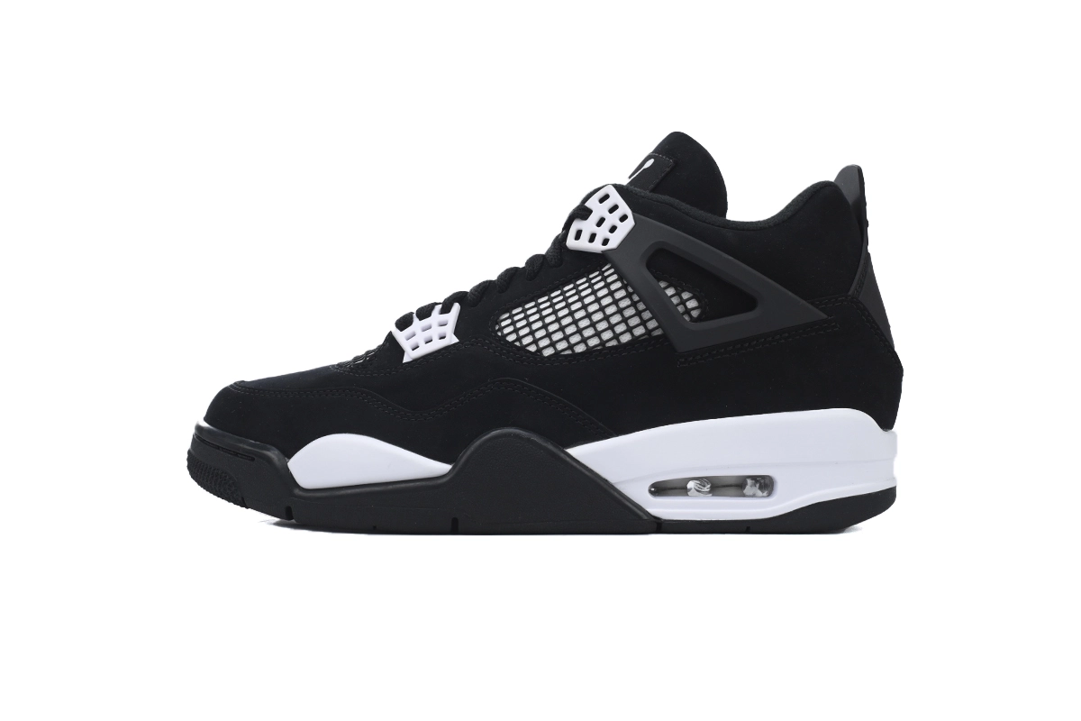 Customer Feedback:Air Jordan 4 Retro “White Thunder” FQ8138-001