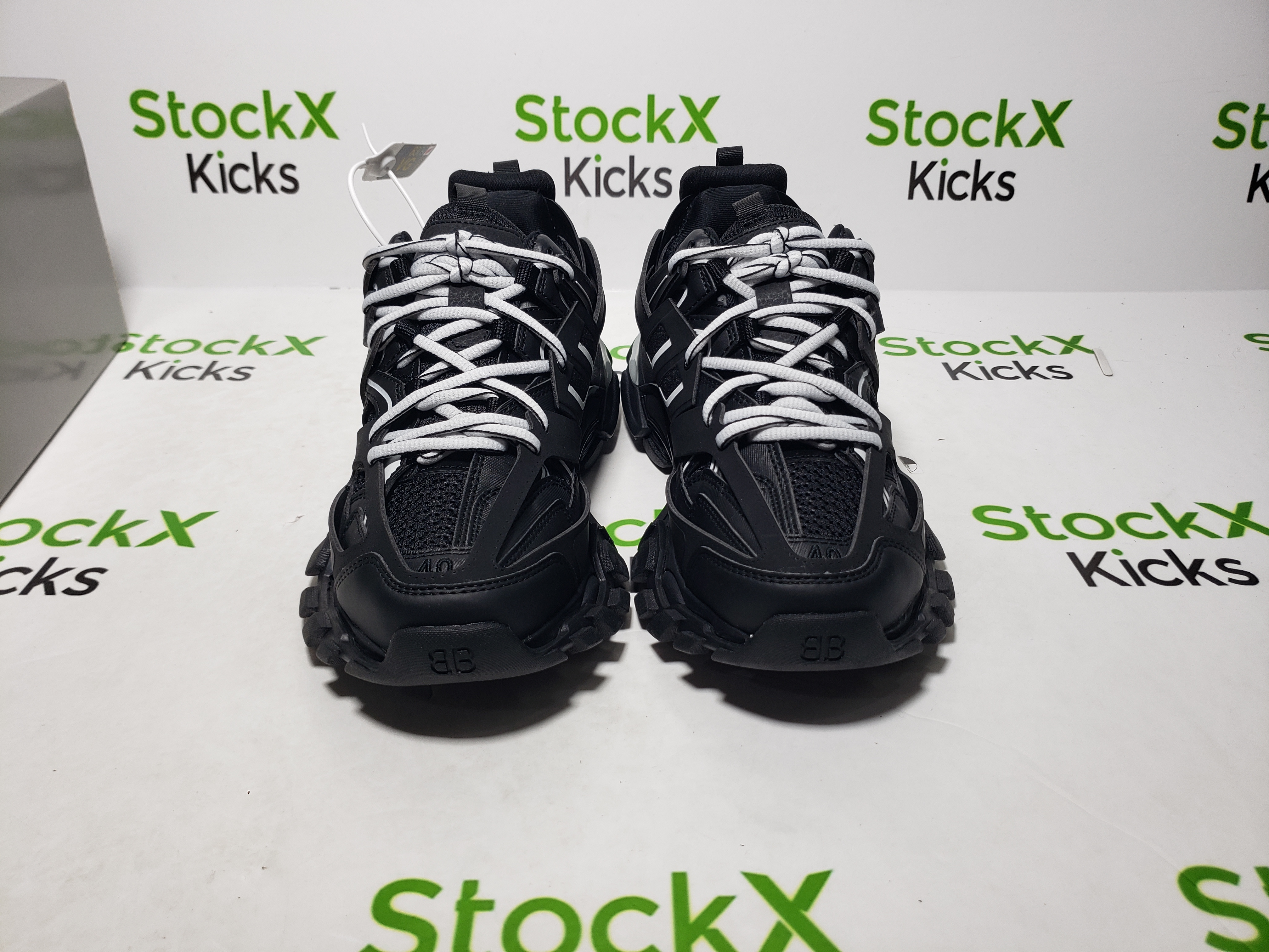 buy best fake balenciaga track reps sneakers, including Balenciaga Track Tess Black and White (LED) reps from legit site stockxkicks