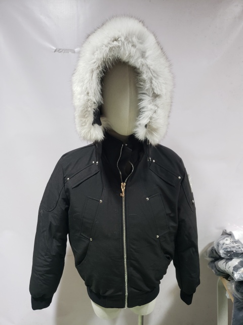 Replica Clothing QC Photos：Moose Knuckles Original Ballistic Bomber Jacket White Fur（NFC）