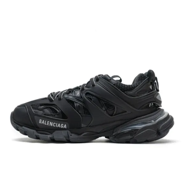 Customer Feedback：Balenciaga Track Tess S.Black (LED) 555032 W1GB7 1000 