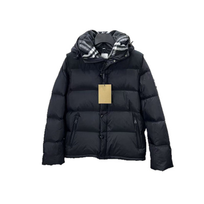 Customer Feedback：Burberry Hooded Puffer Jacket with Hood