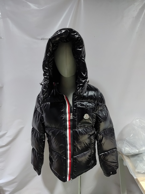 Replica Clothing QC Photos: (NFC) MONCLER Montbeliard Down Jacket