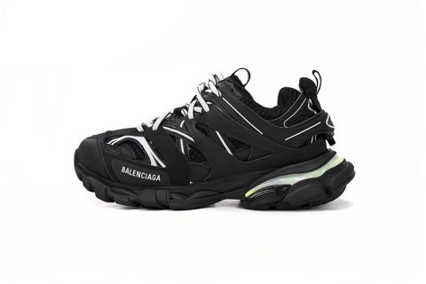 Customer Feedback：Balenciaga Track Tess Black And White (LED) 542023 W1GB1 2045