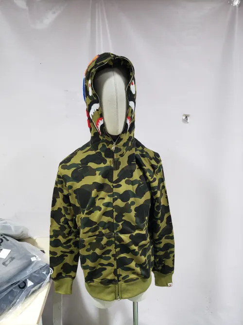 Replica Clothing QC Photos：BAPE Cloro Camo Shark Full Zip Hoodie Green FW18