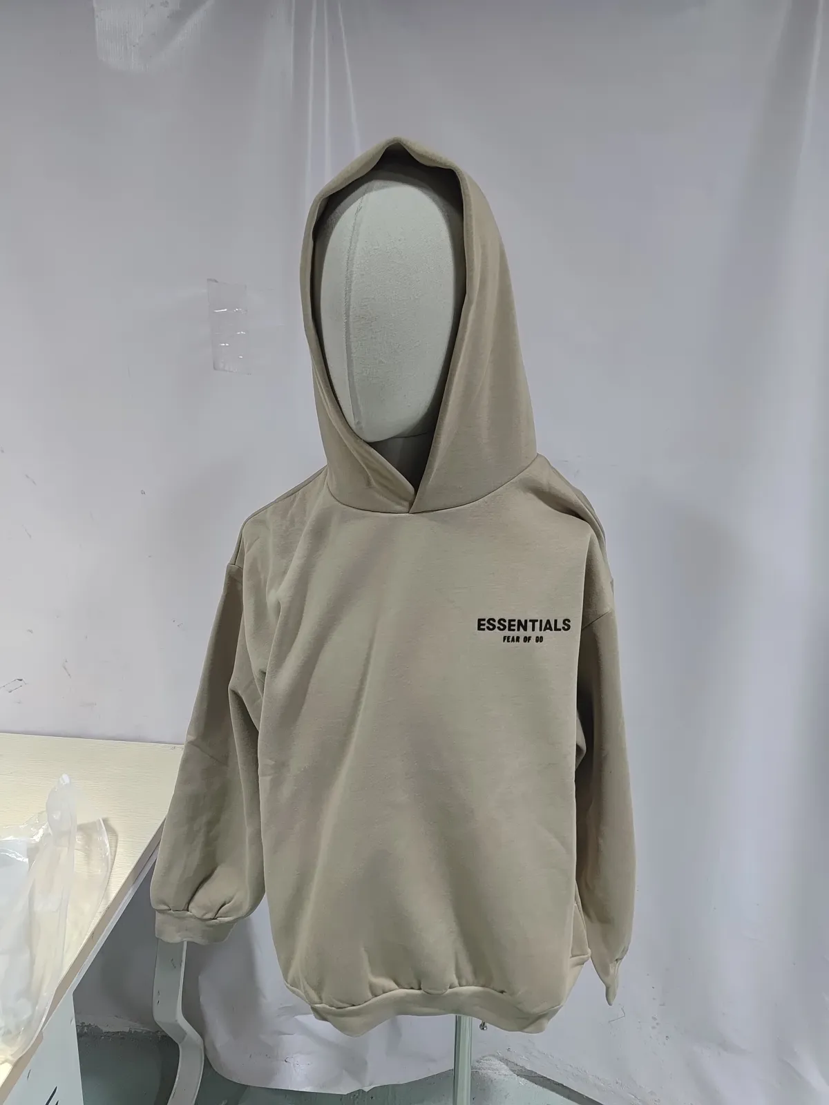Replica Clothing QC Photos：Fear of God Essentials Tracksuit Heather Grey