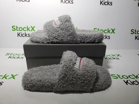 Replica Sneakers QC Photos:Balenciaga Furry Slide Grey