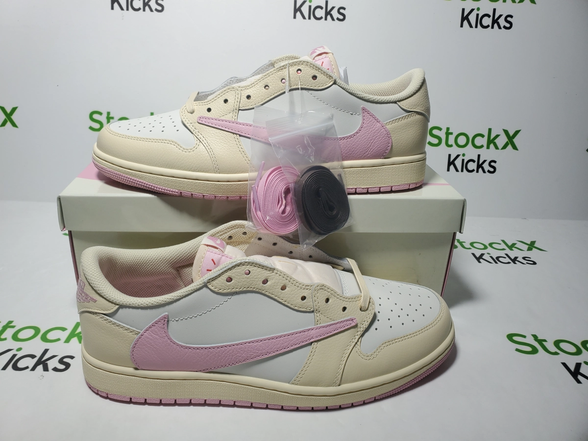 Replica Sneakers QC Photos：PK God Batch Travis Scott x Air Jordan 1 Low Soft Powder Pouring IQ7604-100