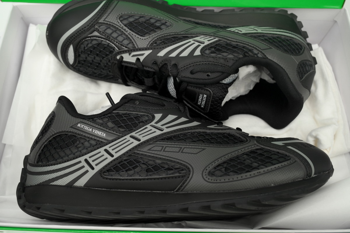  Bottega Veneta Orbit Sneaker Black