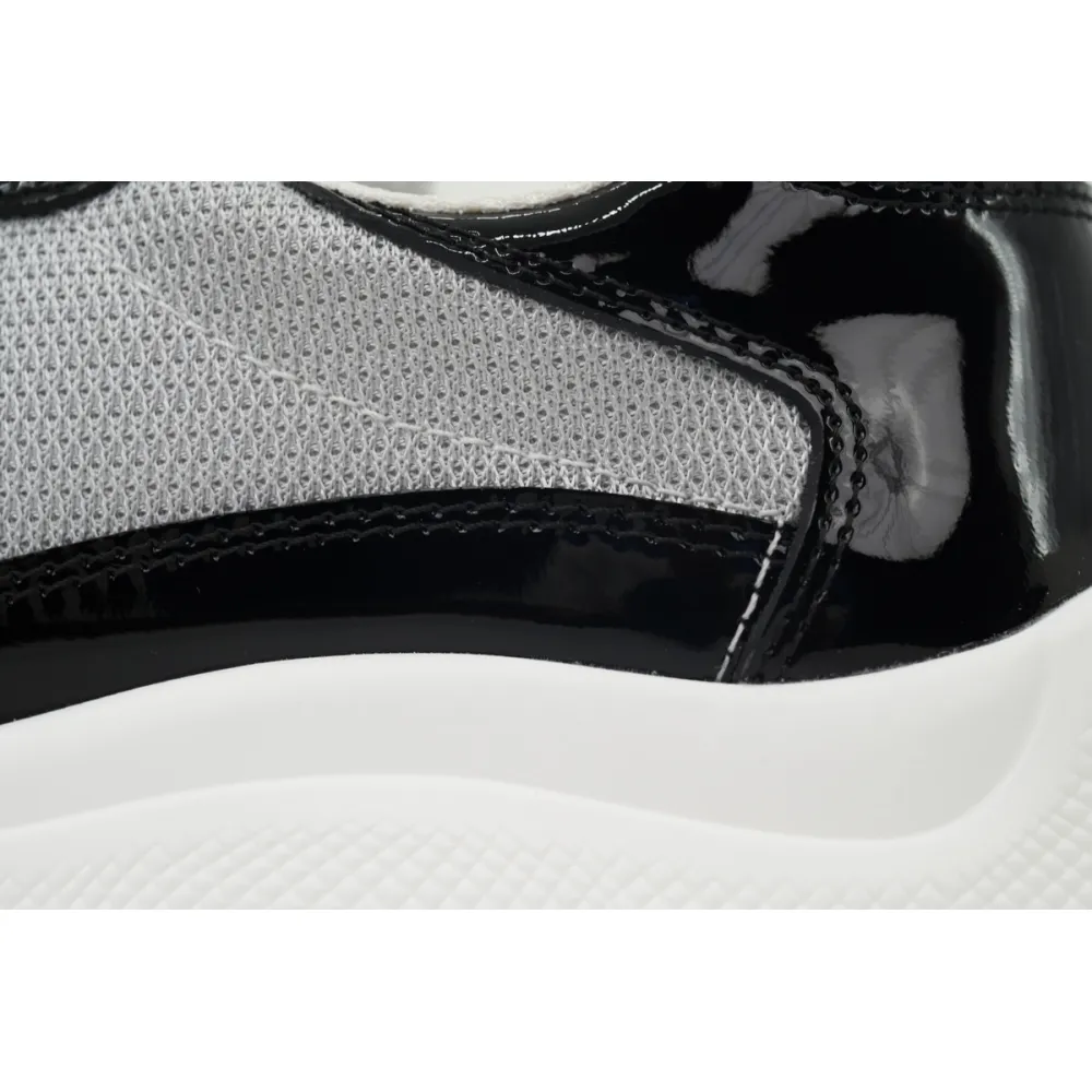  Prada Black And White