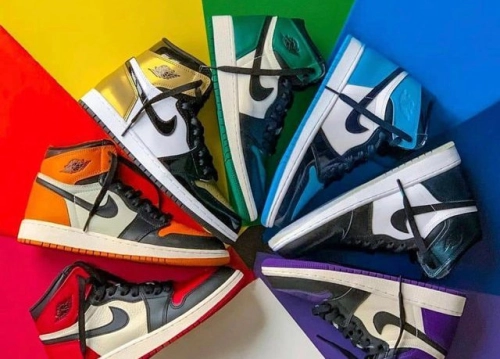 Why more and more people choose to buy replica shoes？