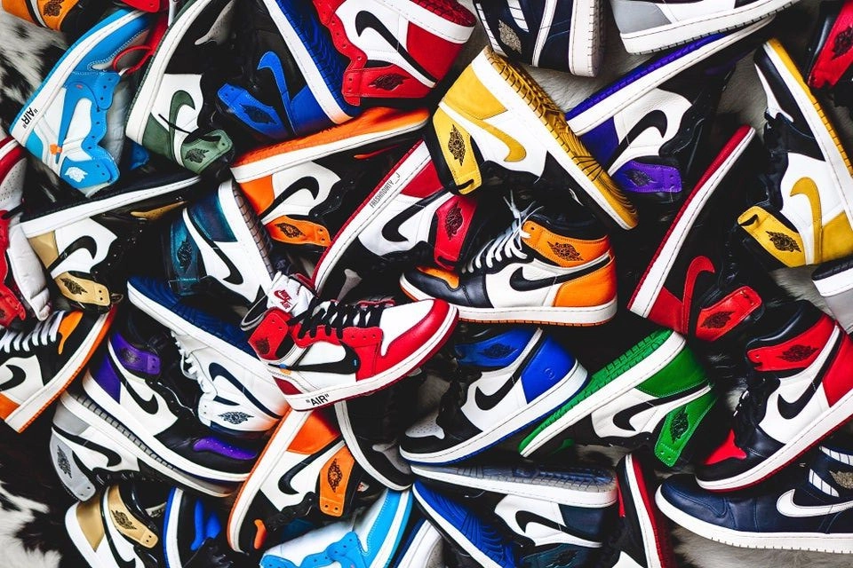 All your questions about Hype Sneaker are answered here!