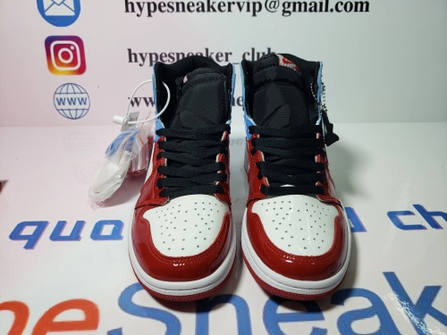 Hypesneaker QC photos | Best Replica Shoes Air Jordan 1 Retro High Fearless UNC Chicago