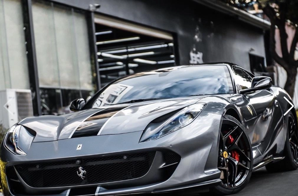 gloss metallic grey car wrap