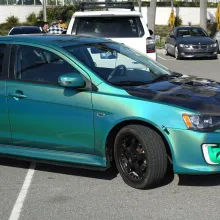 Gloss Rainbow Green Metallic Car Wrap
