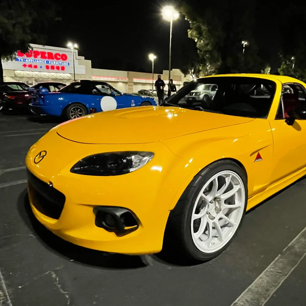 Gloss Sunflower Yellow Car Vinyl04