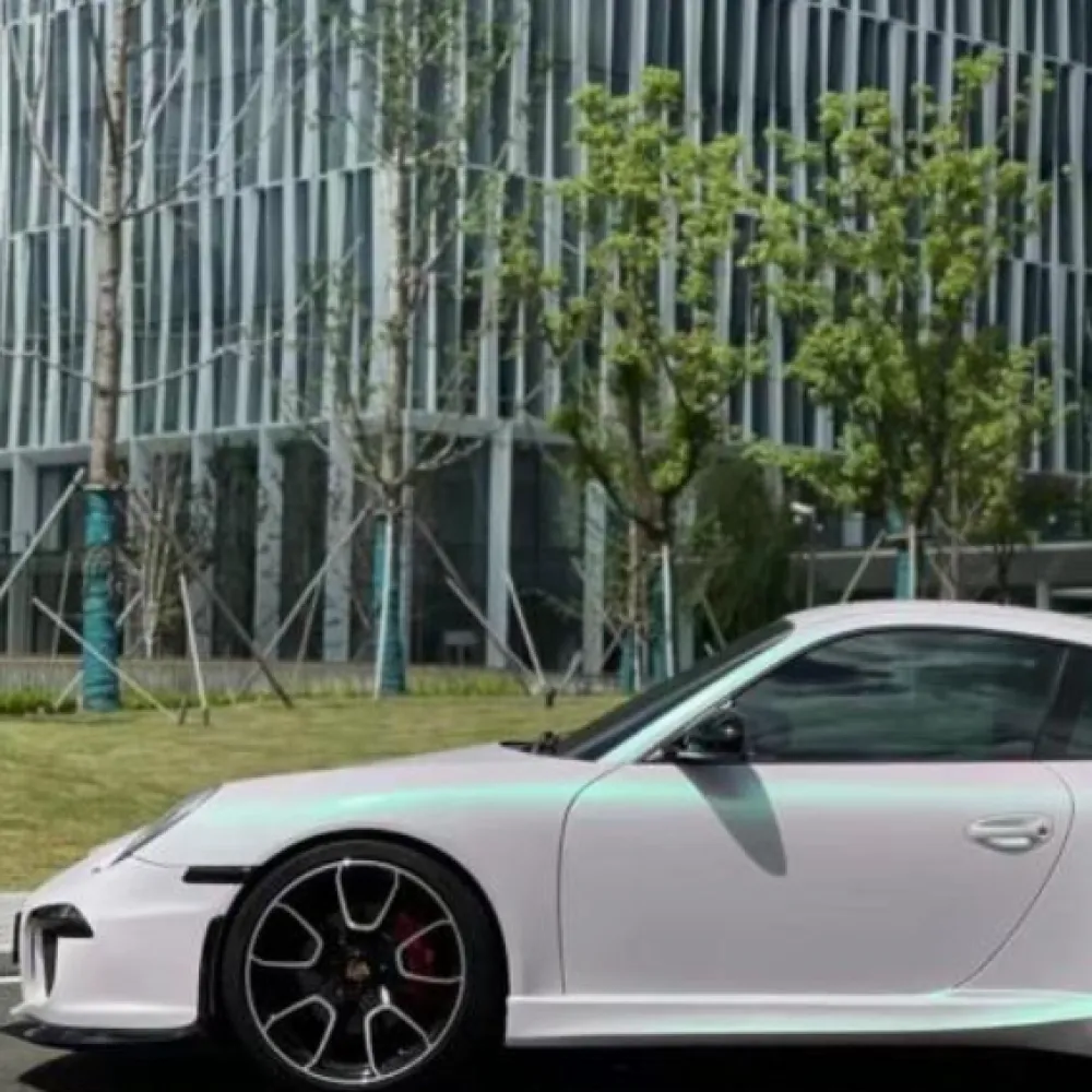 Matte Metallic Chameleon Aurora White Car Vinyl Wrap02