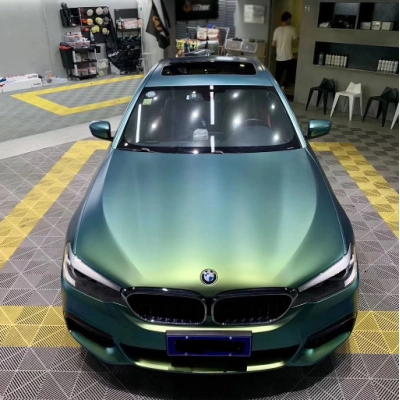 Matte Metallic Chameleon Green Car Vinyl Wrap 02