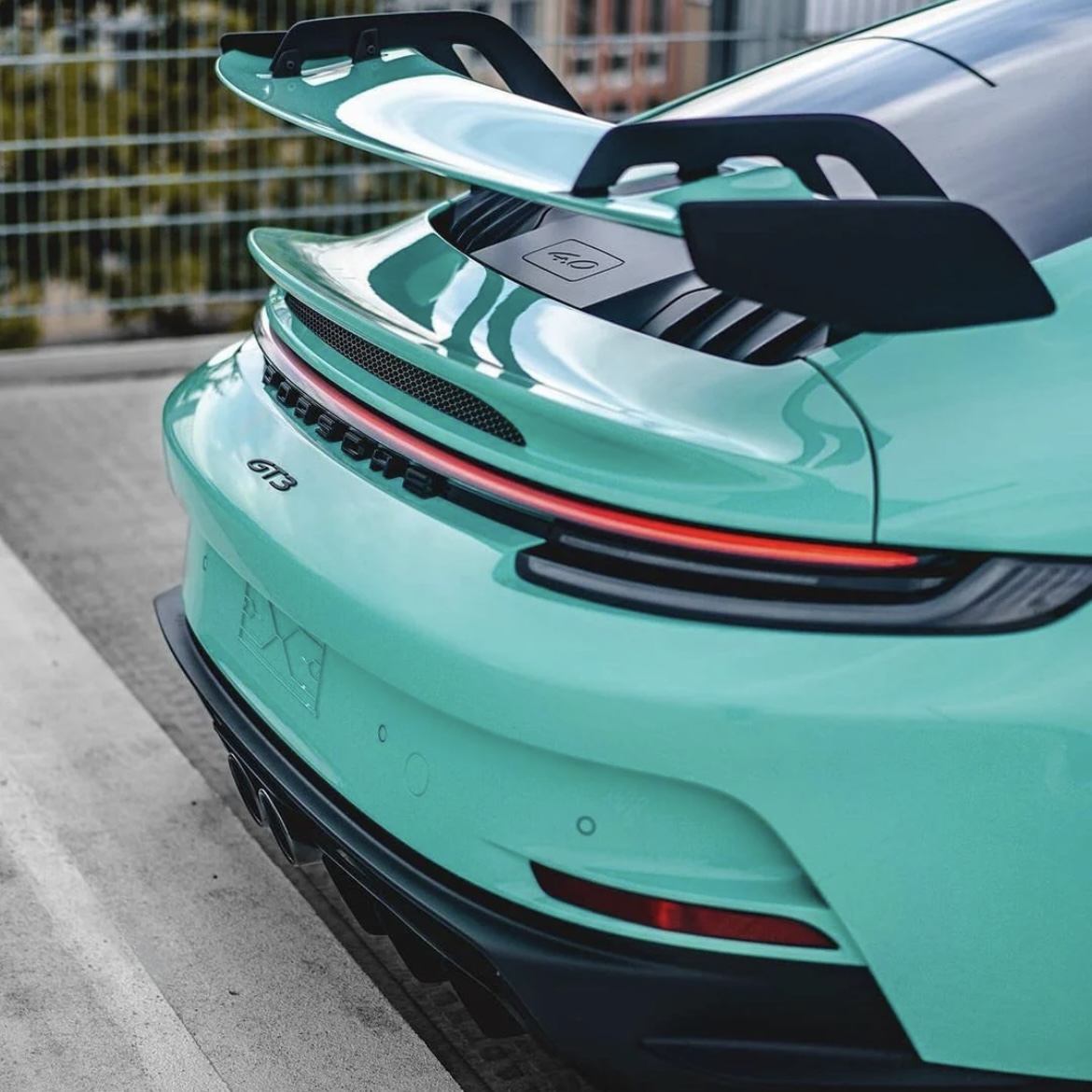 aluko mint green porsche 911 vinyl wrap