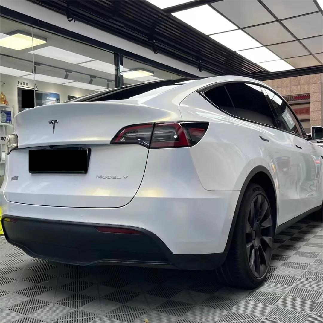 Gloss Metallic Chameleon Gold White Car Vinyl Wrap Audi PET