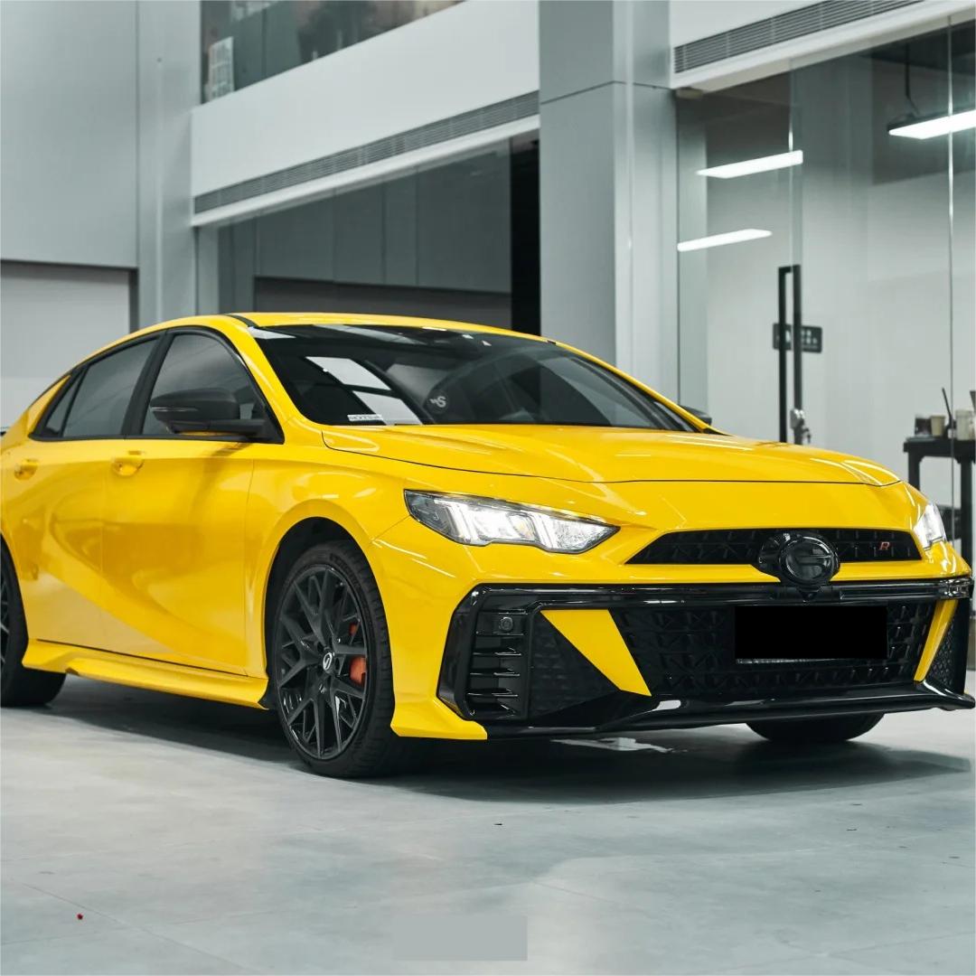 Gloss Racing Yellow Car Vinyl Wrap PET