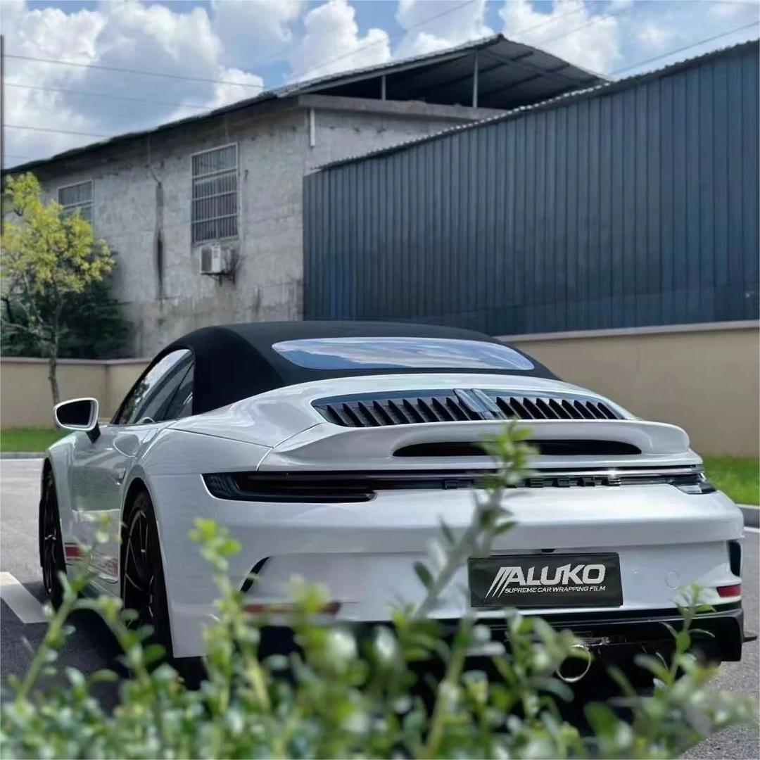 Gloss Crescent White Car Vinyl Wrap PET