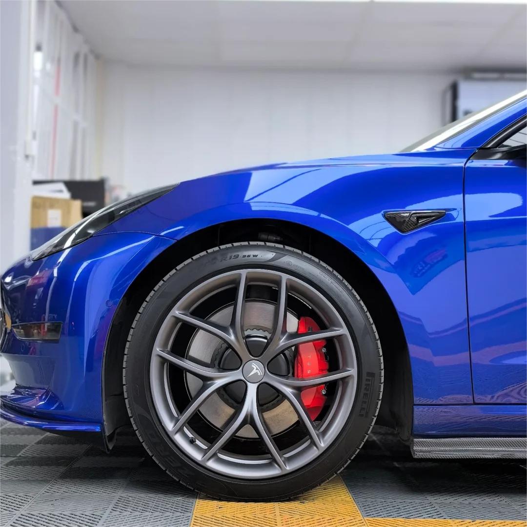 Gloss Metallic Liquid Ocean Blue Car Vinyl Wrap Tesla