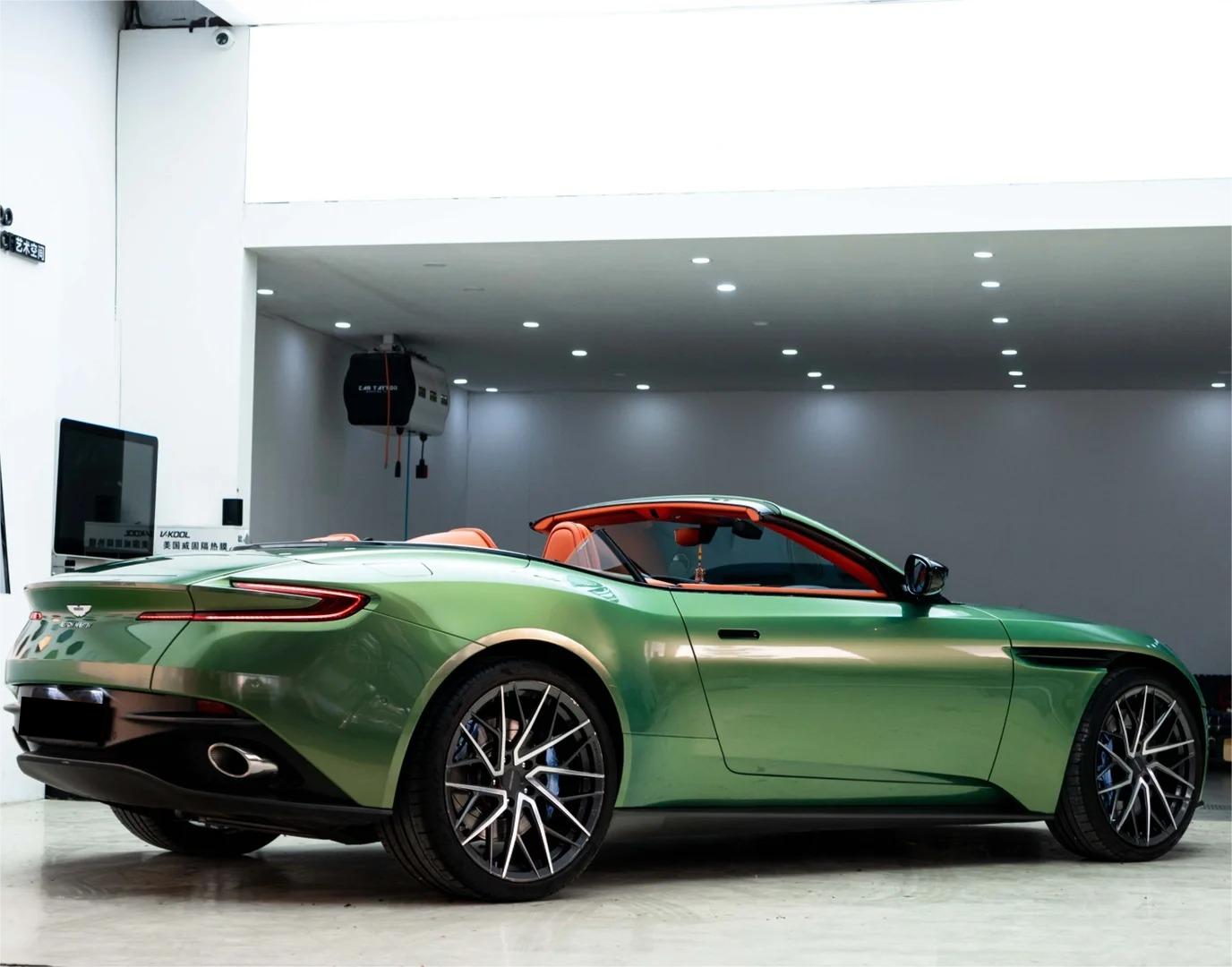 Gloss Metallic Iridescent Emerald Green Car Vinyl Wrap