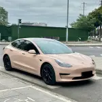 Gloss Super Shine Latte Car Vinyl Wrap PET 