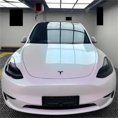Gloss Metallic Chameleon Aurora White Car Vinyl Wrap Sale 02