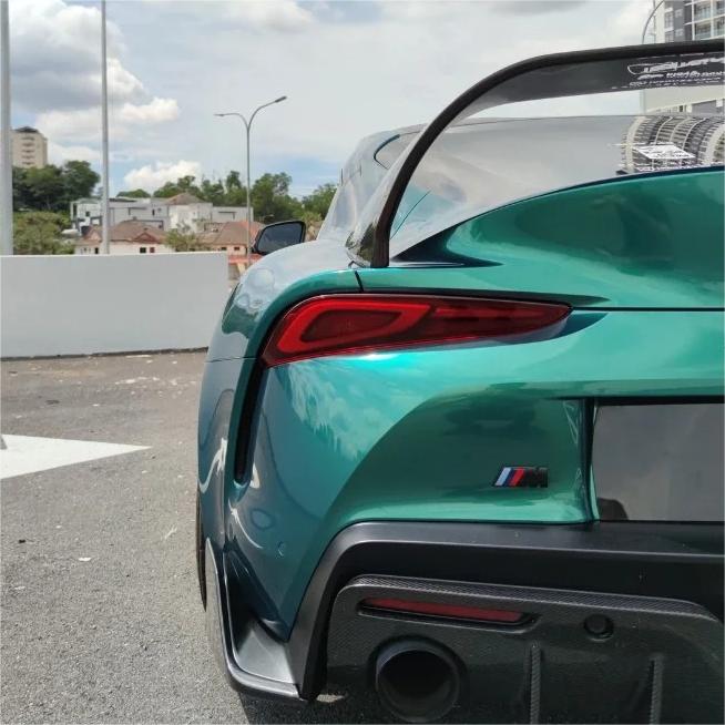 Gloss Metallic Chameleon Green Black Car Vinyl Wrap