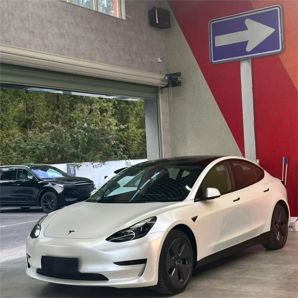 Satin Ceramic White Car Vinyl Wrap