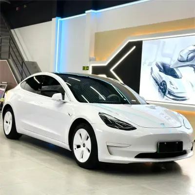 Gloss Crystal White Car Vinyl Wrap  02
