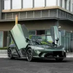 Gloss Metallic Oak Green Car Vinyl Wrap Porsche PET
