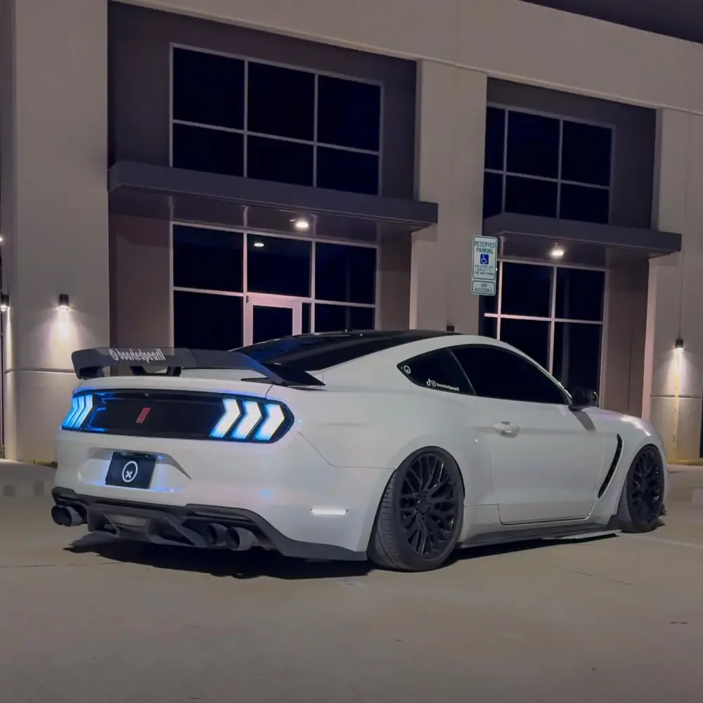 Gloss Metallic Chameleon Diamond Blue White Car Vinyl Wrap